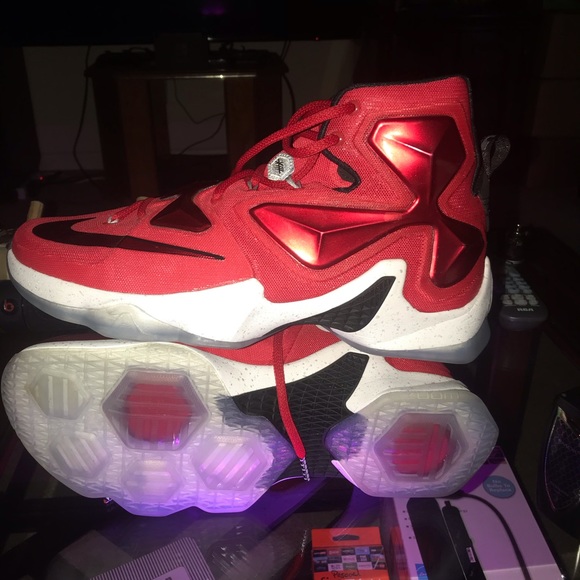 lebron 13's